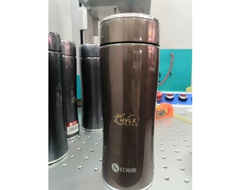 保溫杯